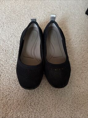 Women's Black Slip-On Knit Comfort Shoes